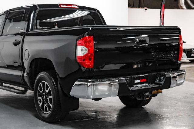 Used 2017 Toyota Tundra SR5 w/ TRD Off Road Package AWD/4WD image 16