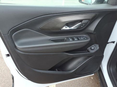 Certified 2023 GMC Terrain SLE w/ Driver Convenience Package image 15