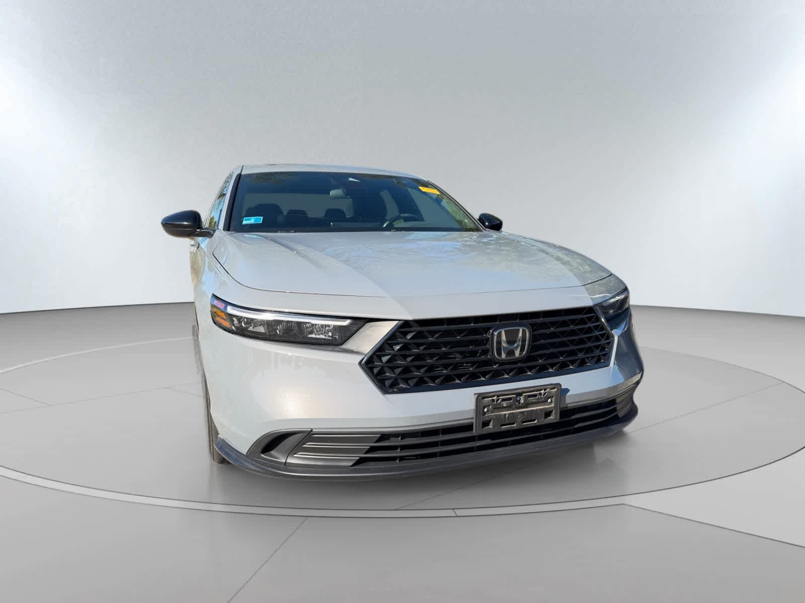 Used 2023 Honda Accord Sport image 9