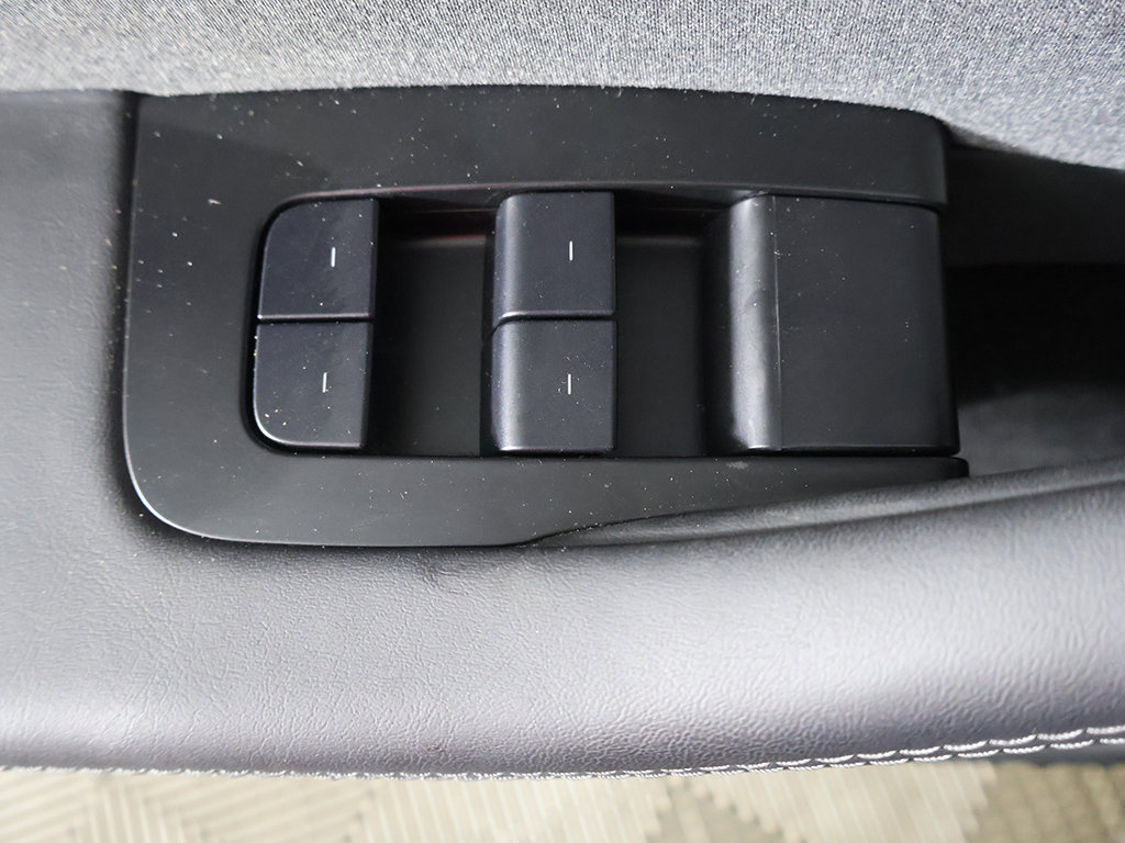 Used 2025 Tesla Model 3 Long Range RWD image 41