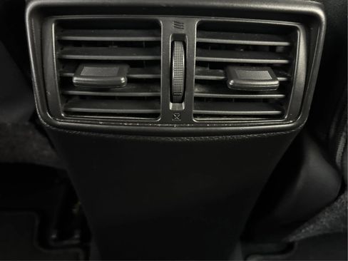 Used 2022 Nissan Rogue Sport S image 28