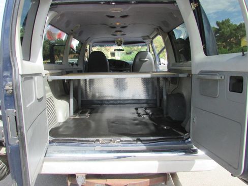 Used 2003 Ford E-150 and Econoline 150 Wagon image 22