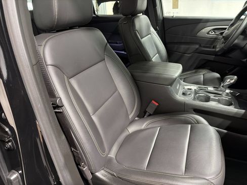 Used 2023 Chevrolet Traverse LT w/ LPO, Floor Liner Package AWD/4WD image 23