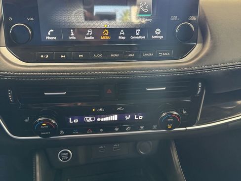 Used 2023 Nissan Rogue SL w/ SL Premium Package AWD/4WD image 14