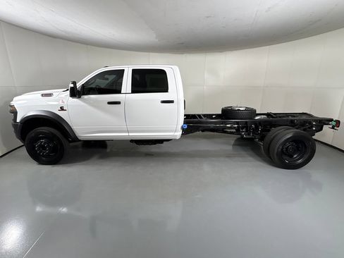 New 2026 RAM 4500 Tradesman RWD image 5