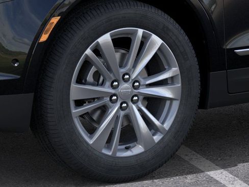 New 2026 Cadillac XT5 Premium Luxury w/ Driver Assist Package AWD/4WD image 9
