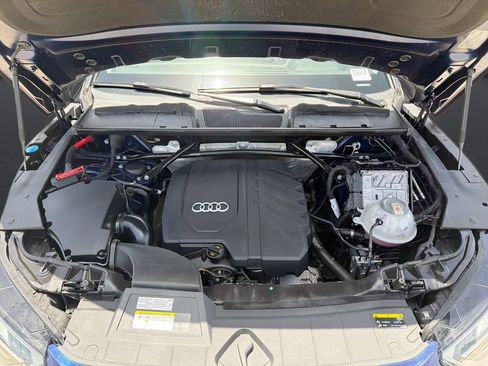 Used 2021 Audi Q5 2.0T Premium Plus w/ Premium Plus Package AWD/4WD image 14
