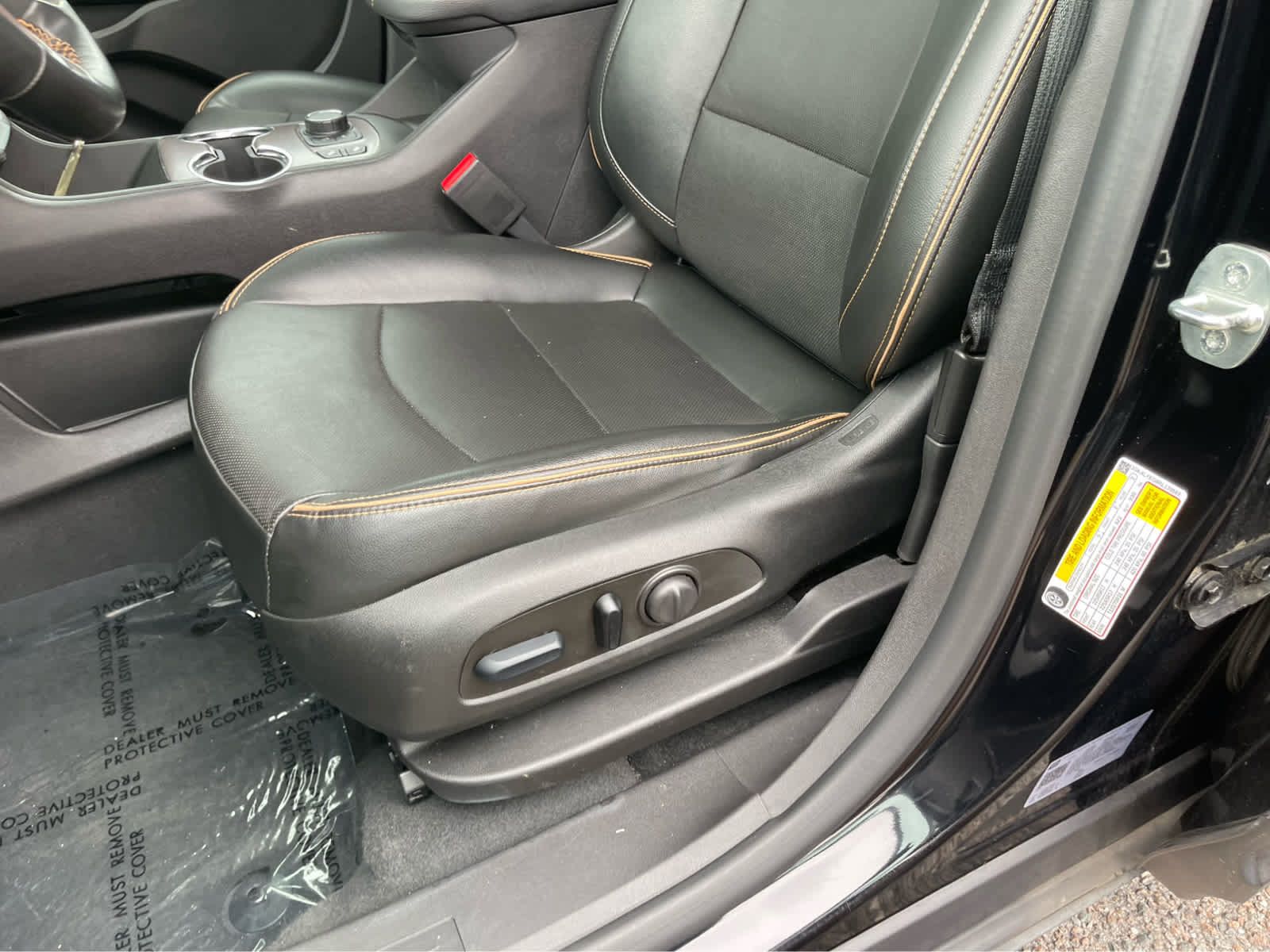 Used 2024 GMC Terrain AT4 AWD/4WD image 13