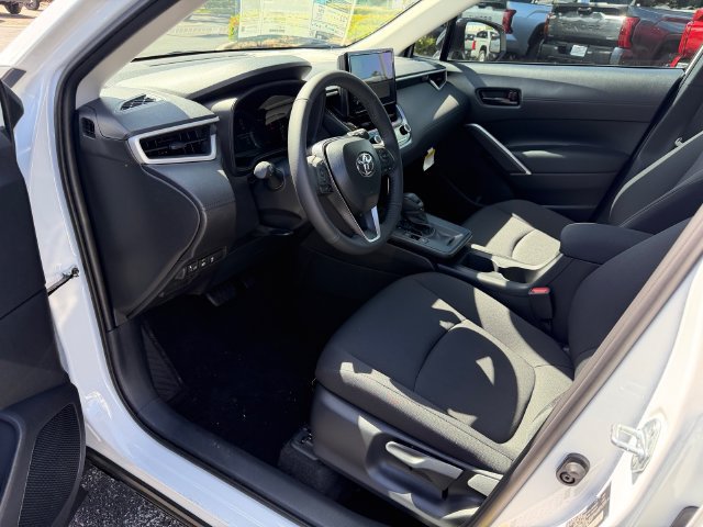 New 2026 Toyota Corolla Cross LE FWD image 8