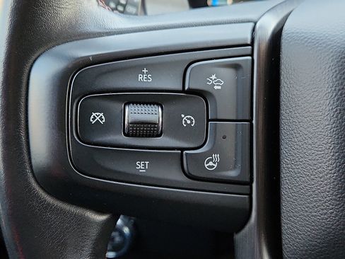 Used 2024 GMC Sierra 1500 AT4X image 18