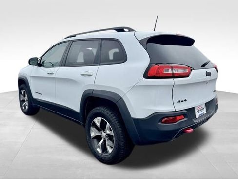 Used 2017 Jeep Cherokee Trailhawk w/ Cold Weather Group image 5