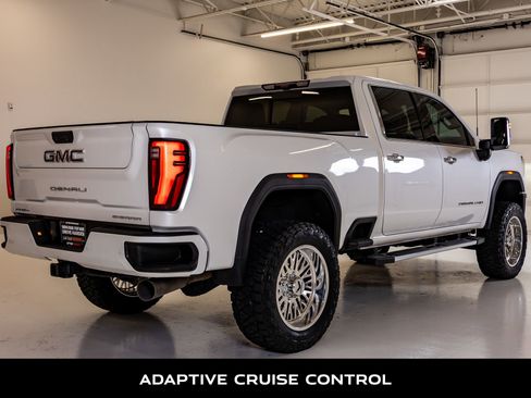 Used 2024 GMC Sierra 2500 Denali w/ Denali Reserve Package AWD/4WD image 10