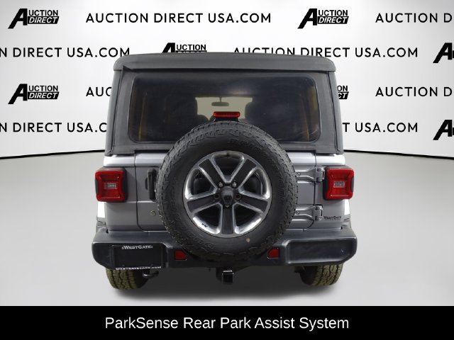 Used 2018 Jeep Wrangler Unlimited Sahara w/ Safety Group AWD/4WD image 6