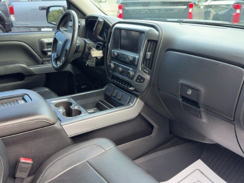 Used 2017 Chevrolet Silverado 1500 LTZ Z71 w/ LPO, Black Pack AWD/4WD image 15