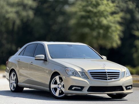 Used 2011 Mercedes-Benz E 350 Sedan image 12