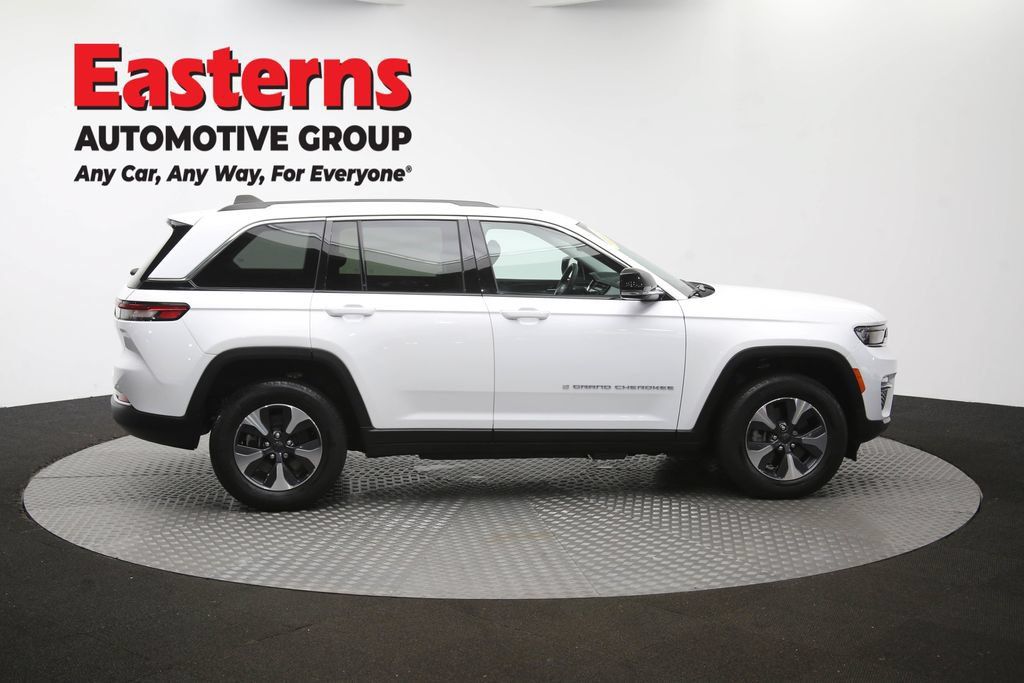 Used 2023 Jeep Grand Cherokee 4WD 4xe image 53