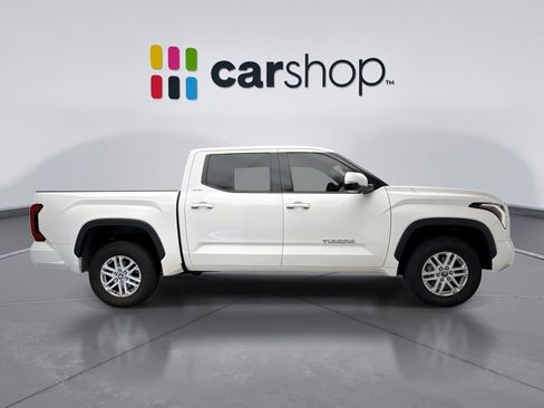 Used 2022 Toyota Tundra SR5 w/ Advanced Technology Package AWD/4WD image 6