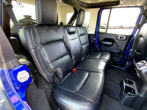 Used 2019 Jeep Wrangler Unlimited Sport S image 19