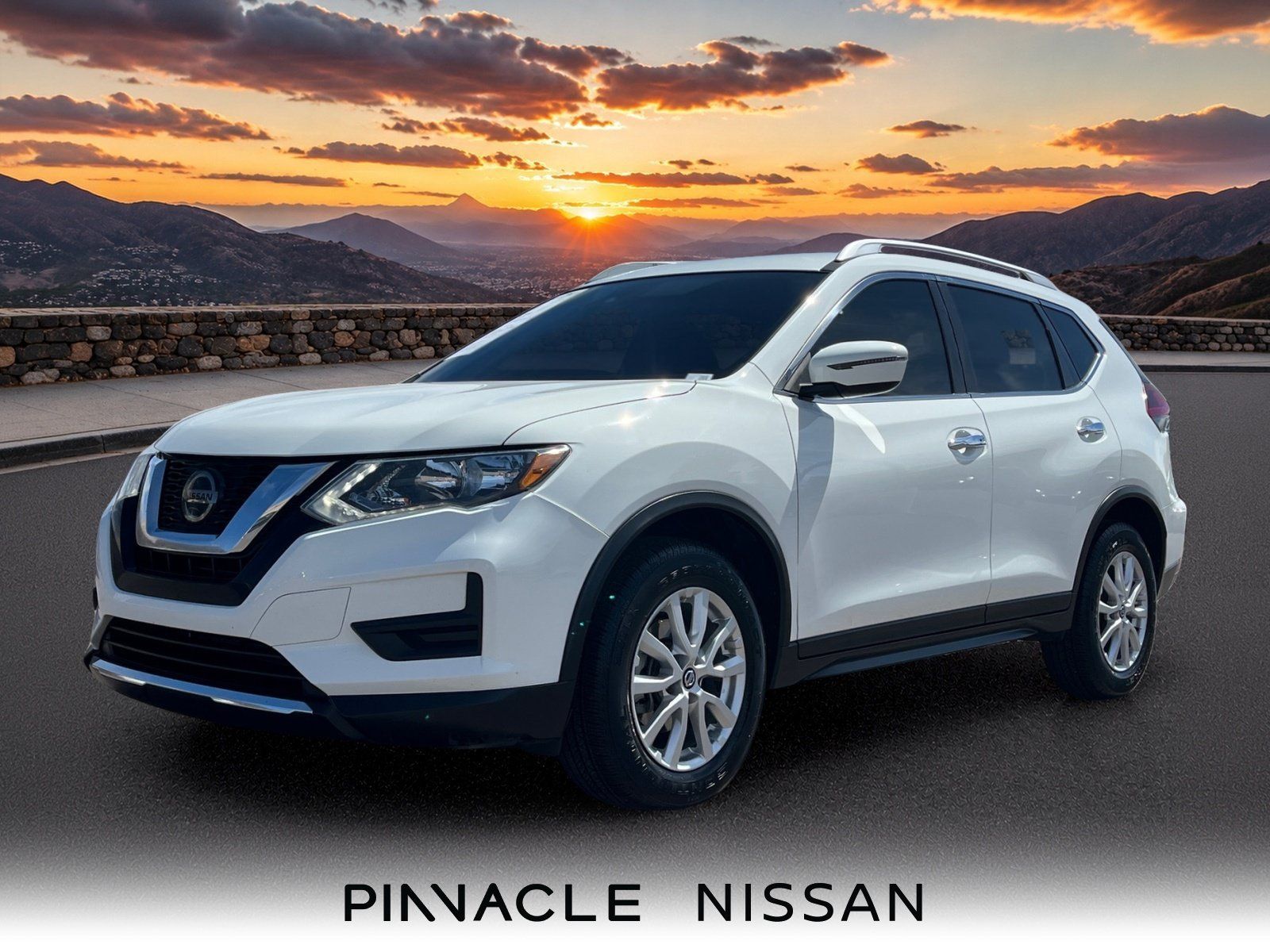 Used 2020 Nissan Rogue SV AWD/4WD image 1