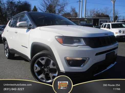 Used 2018 Jeep Compass Limited w/ Navigation Group AWD/4WD image 1