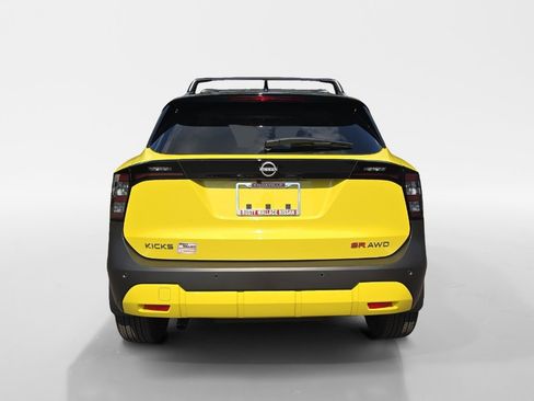 New 2026 Nissan Kicks SR w/ SR Premium Package image 4