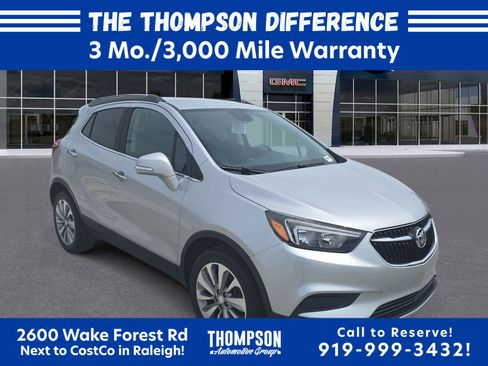 Used 2017 Buick Encore Preferred FWD image 1