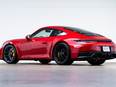 Used 2026 Porsche 911 Carrera GTS RWD image 5