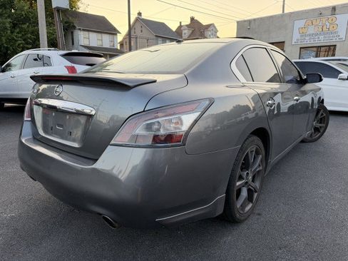 Used 2014 Nissan Maxima 3.5 SV w/ Sport Package FWD image 8