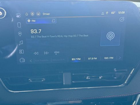 Used 2025 Chevrolet Equinox RS w/ Safety and Technology Package image 24