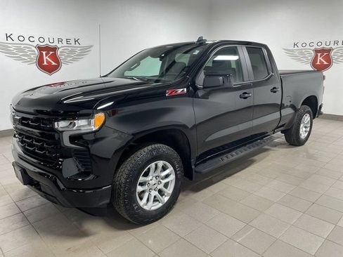 Used 2024 Chevrolet Silverado 1500 RST AWD/4WD image 3