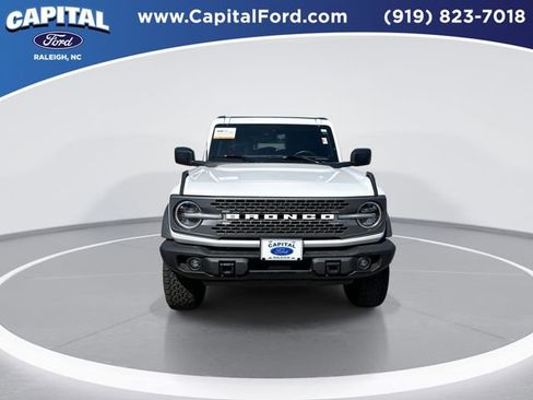 Certified 2025 Ford Bronco Badlands AWD/4WD image 3