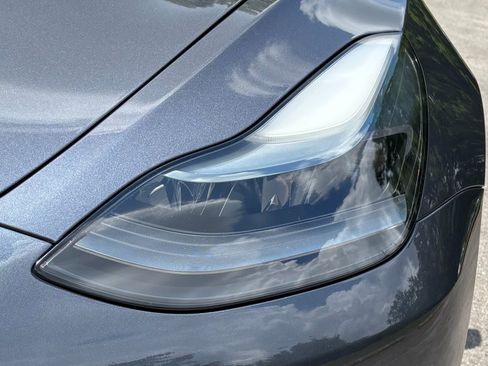 Used 2022 Tesla Model 3 Performance AWD/4WD image 9