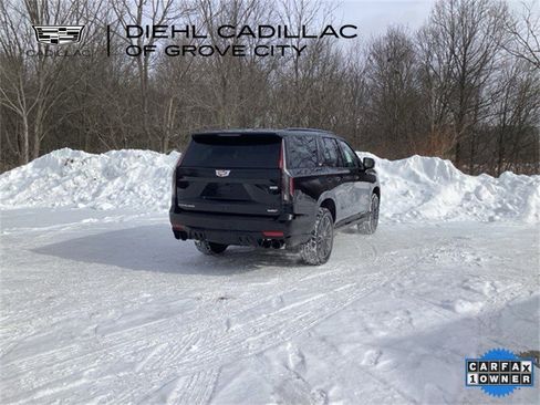 Certified 2023 Cadillac Escalade V w/ Heavy-Duty Trailer Package image 11