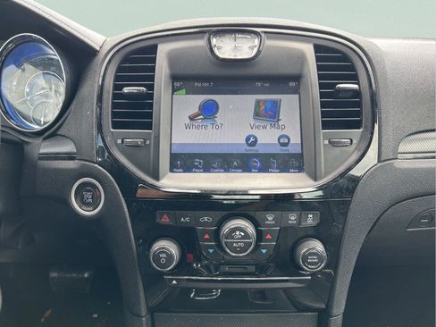 Used 2012 Chrysler 300 S w/ Luxury Group image 16