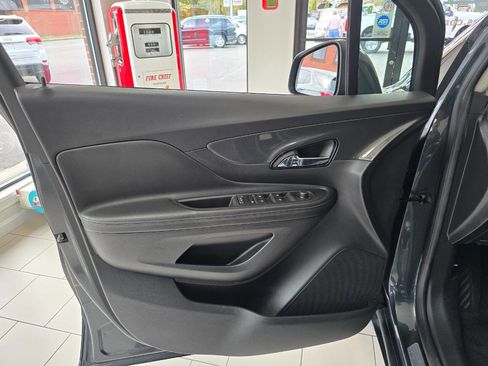 Used 2017 Buick Encore Preferred image 16