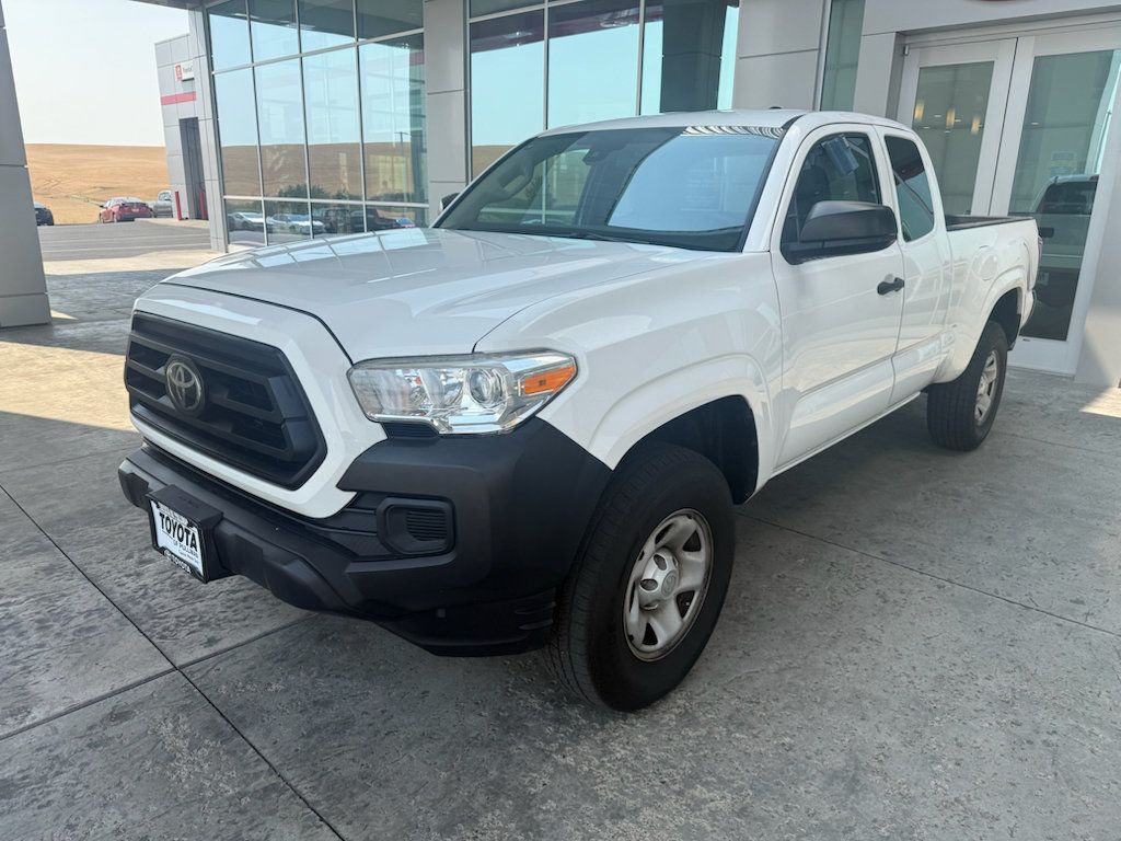 Used 2020 Toyota Tacoma SR RWD image 4