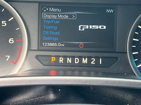 Used 2016 Ford F150 XLT w/ Equipment Group 302A Luxury image 18