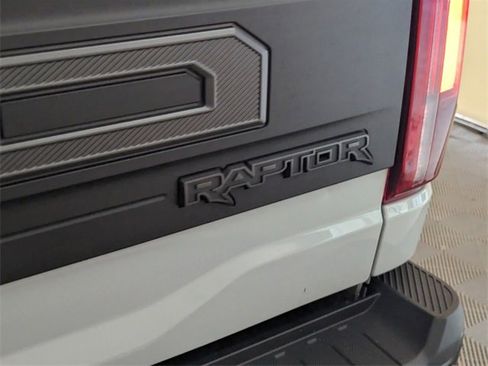 Used 2024 Ford F150 Raptor image 11