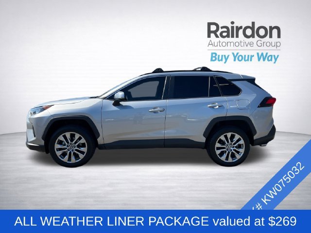 Used 2019 Toyota RAV4 LE w/ All Weather Liner Package AWD/4WD image 4