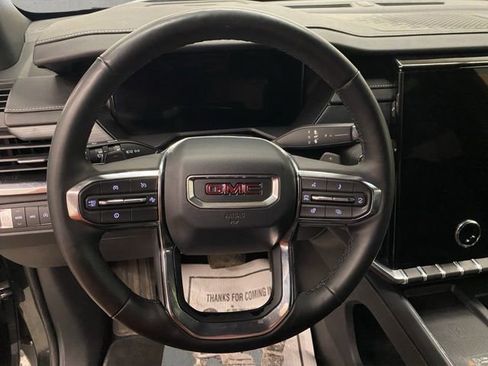 Used 2024 GMC Acadia Elevation image 15