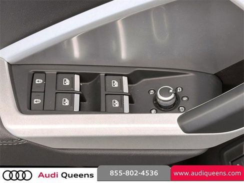 Certified 2022 Audi Q3 2.0T Premium w/ Convenience Package image 11