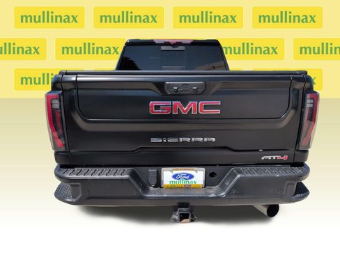 Used 2024 GMC Sierra 2500 AT4 w/ AT4 Premium Plus Package AWD/4WD image 31