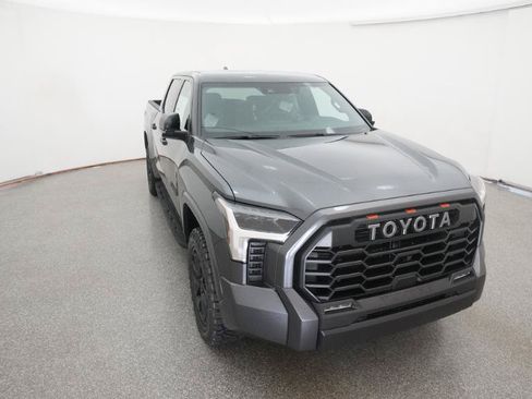 New 2026 Toyota Tundra SR5 AWD/4WD image 17