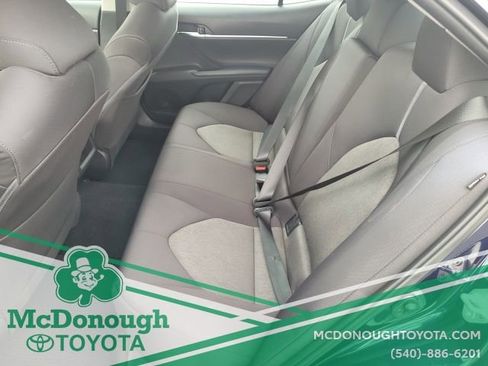 Certified 2022 Toyota Camry LE image 14