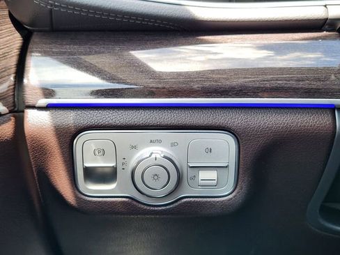 Used 2020 Mercedes-Benz GLS 450 4MATIC image 25