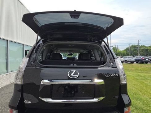 Used 2018 Lexus GX 460 Luxury AWD/4WD image 12
