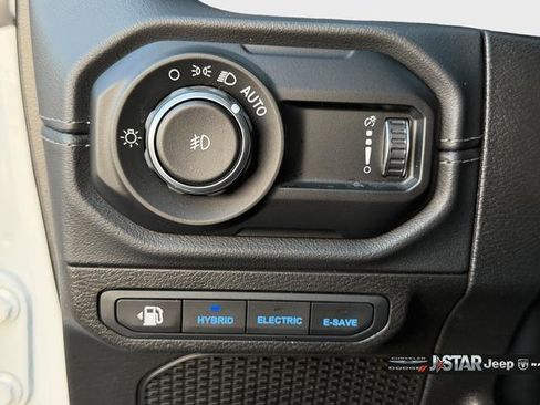 Used 2024 Jeep Wrangler Unlimited Rubicon 4xe w/ Technology Group image 17