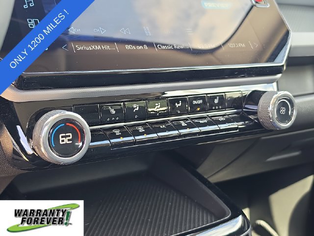 Used 2027 Chevrolet Bolt LT w/ Comfort Package FWD image 24