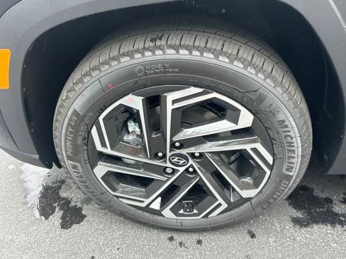 New 2025 Hyundai Tucson Limited AWD/4WD image 42