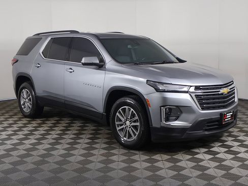 Used 2023 Chevrolet Traverse LT image 53